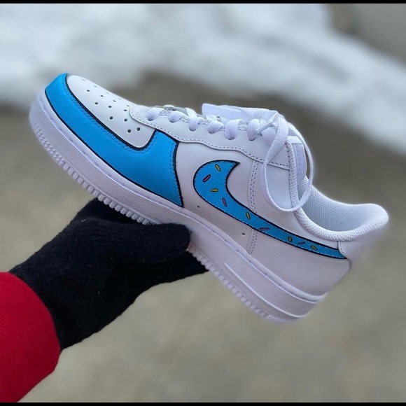 Women’s Air Force 1 Low - Picture 3 of 3